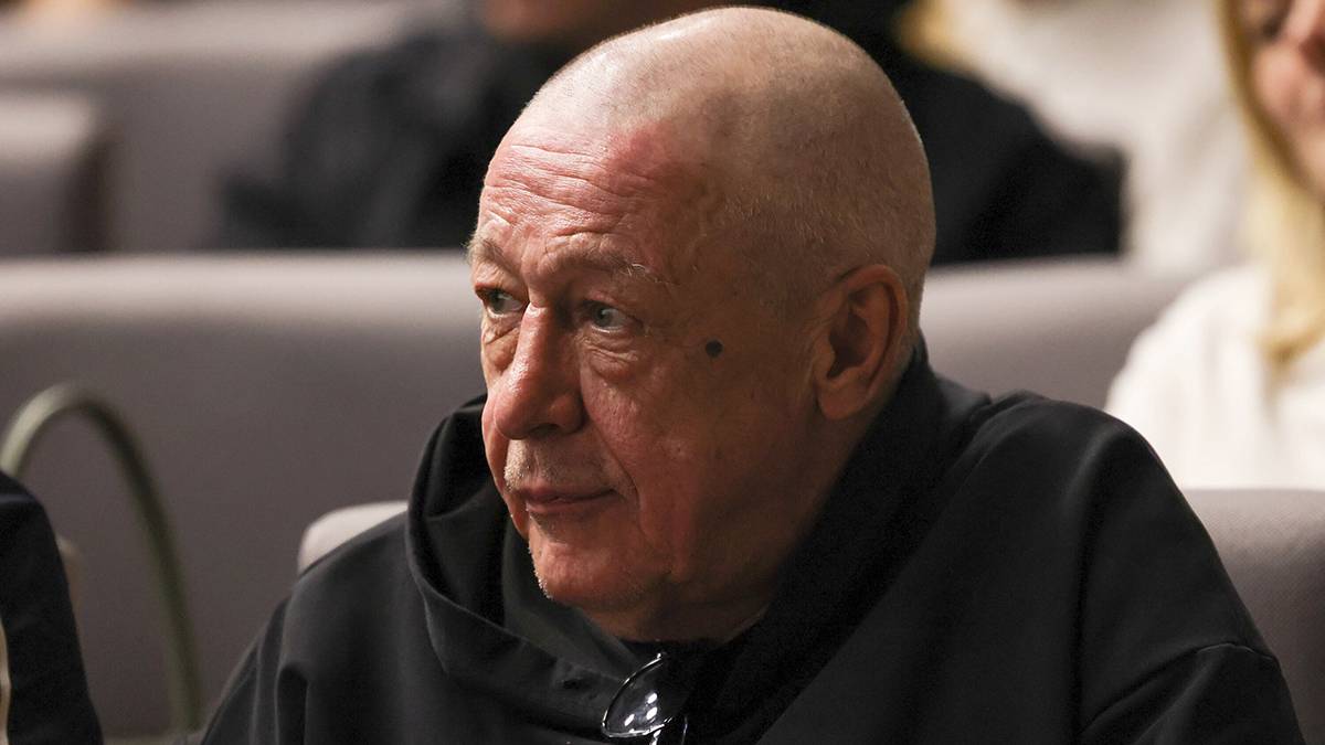 Сестра Михаила Ефремова рассказала о его планах на свадьбу с молодой актрисой