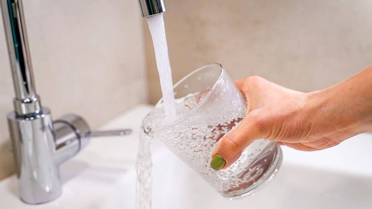 Как Москва обеспечивает круглосуточный контроль качества питьевой воды