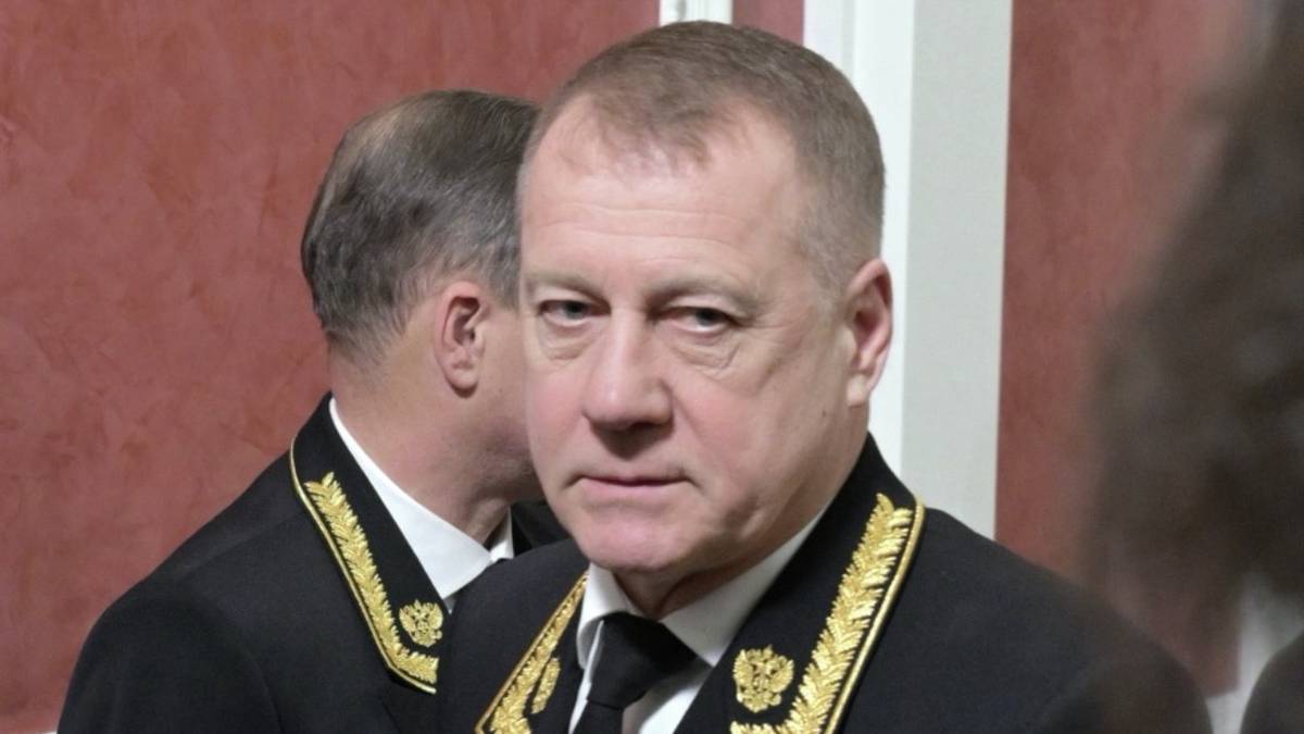 Заместитель председателя Верховного суда России Юрий Глазов уйдет в отставку