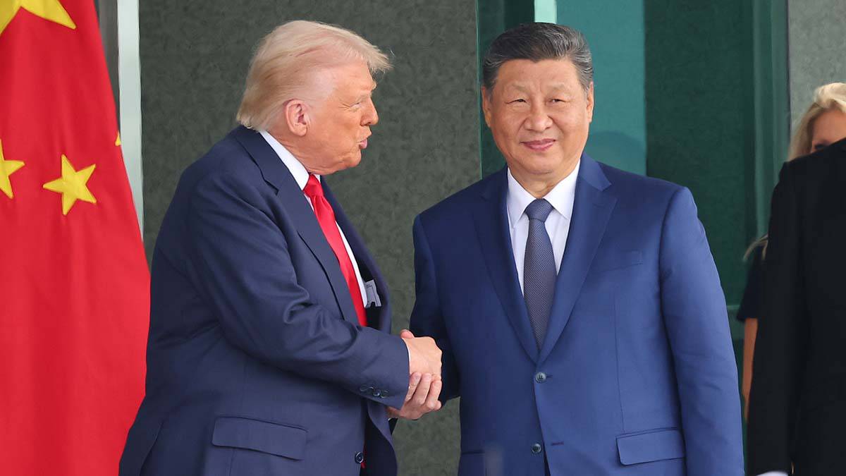 Трамп нарушит 60-летний протокол ради встречи с Си Цзиньпином