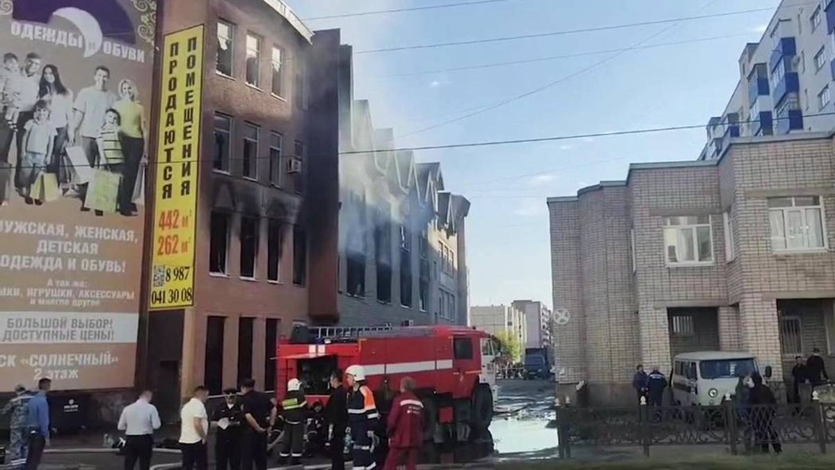 Погибших при пожаре в ТЦ трех сестер похоронили в Стерлитамаке
