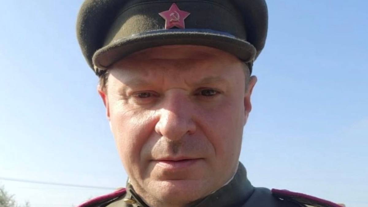 Актер из фильма «Август» и сериала «Раневская» Роман Веслаух умер в 52 года