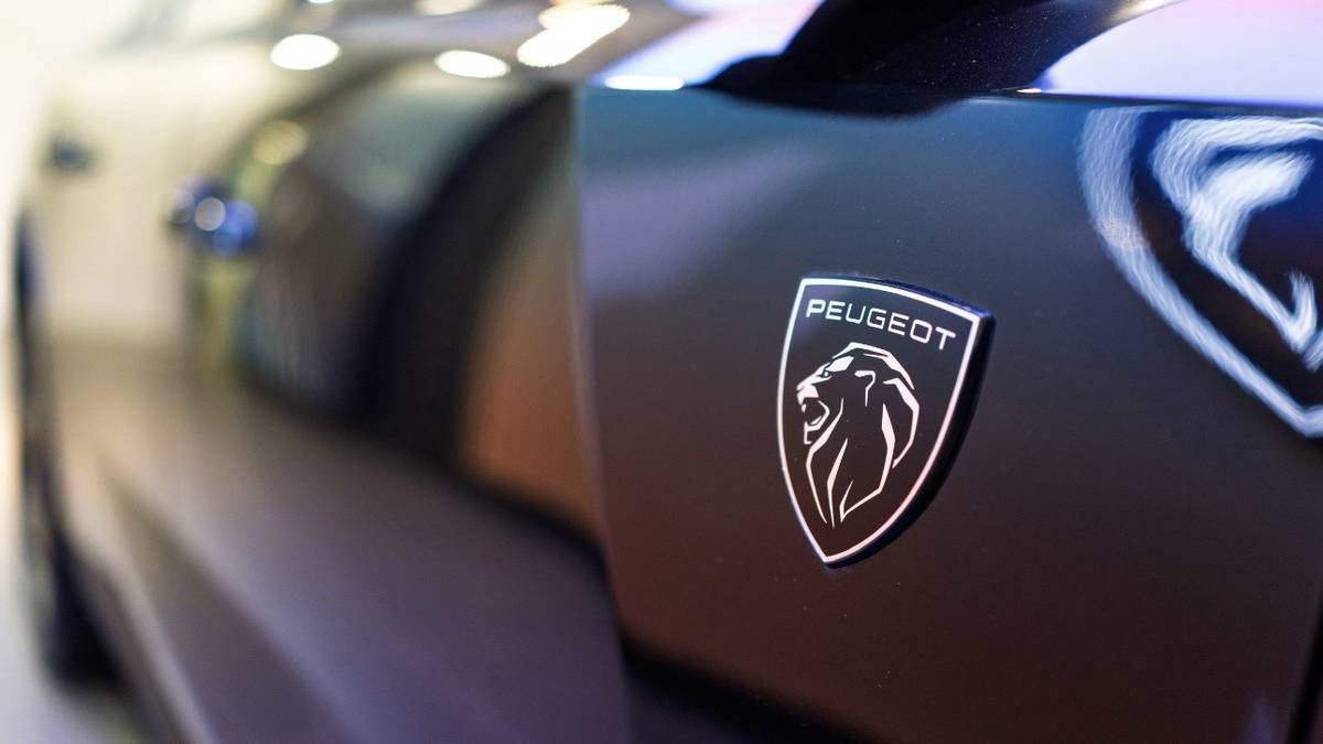 Суд в Клину конфисковал у женщины автомобиль Peugeot за повторную пьяную езду