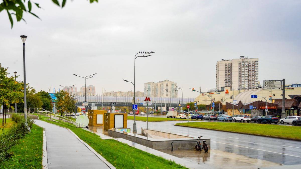 Специалисты обновили асфальт на Пролетарском проспекте в ЮАО