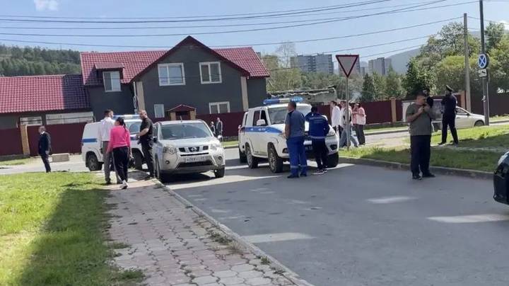 Мужчина взял в заложники и убил сожительницу на Сахалине: главное о произошедшем, личность злоумышленника, детали ЧП
