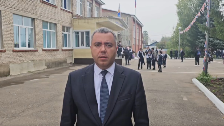 Глава Кушнаренковского района Марат Латыпов на месте происшествия