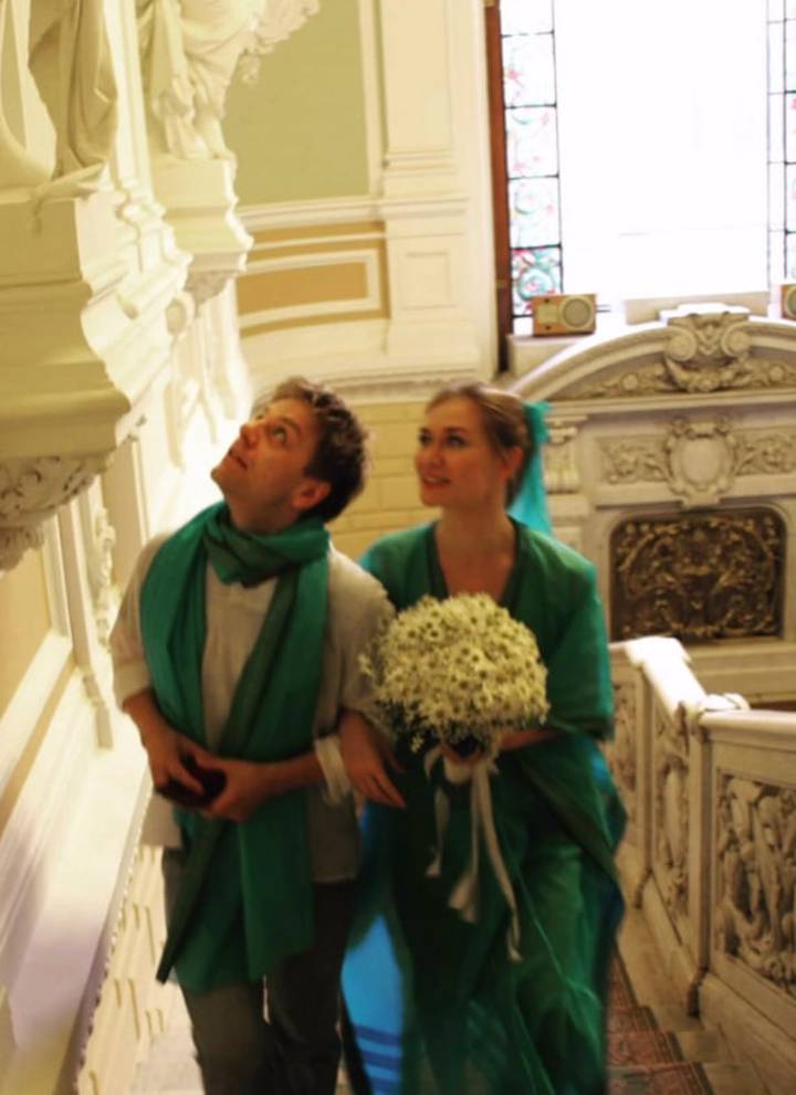 Актриса Мария Машкова показала редкие кадры с супругом в честь годовщины свадьбы