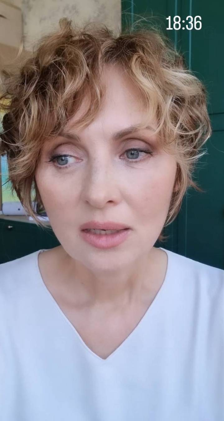 Актриса Елена Ксенофонтова сменила имидж и показала новую стрижку