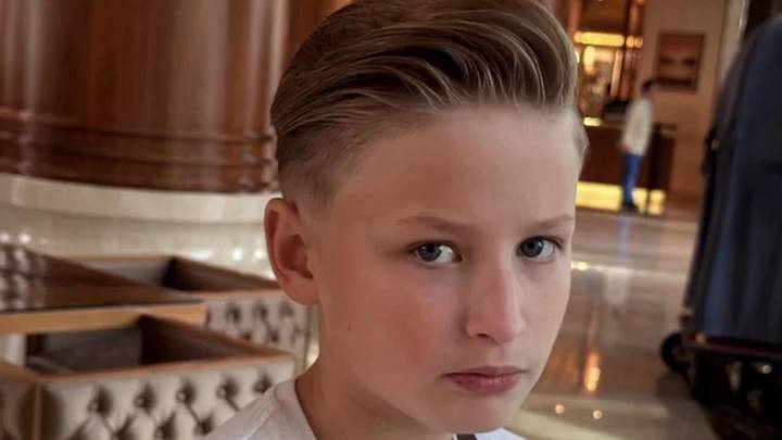 Певец Витас опубликовал редкий снимок с повзрослевшим сыном Максимом