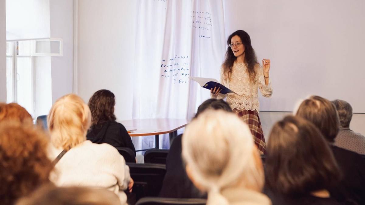 «Мосбилет» приглашает отметить День учителя в музеях, парках и школах искусств