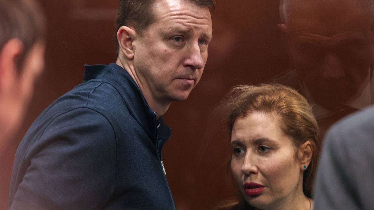 Взятки, растраты, угрозы свидетелям: к чему приговорили экс-мэра Сочи и его жену