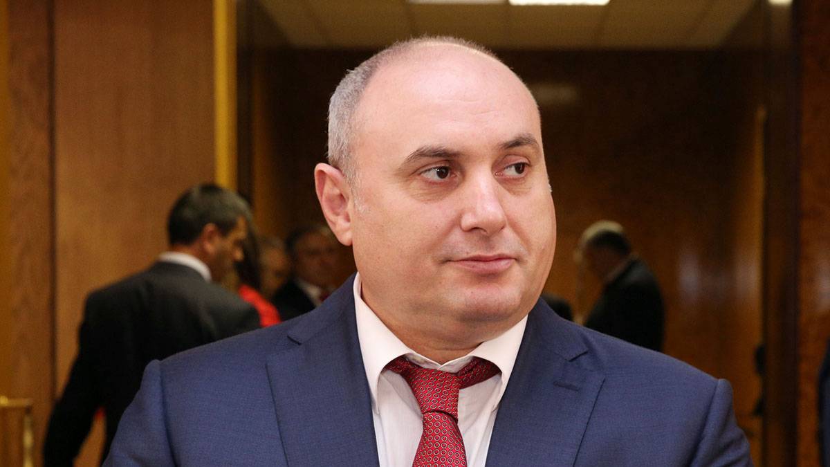 Экс-мэр Махачкалы Мусаев прокомментировал сообщения о якобы гибели своего сына