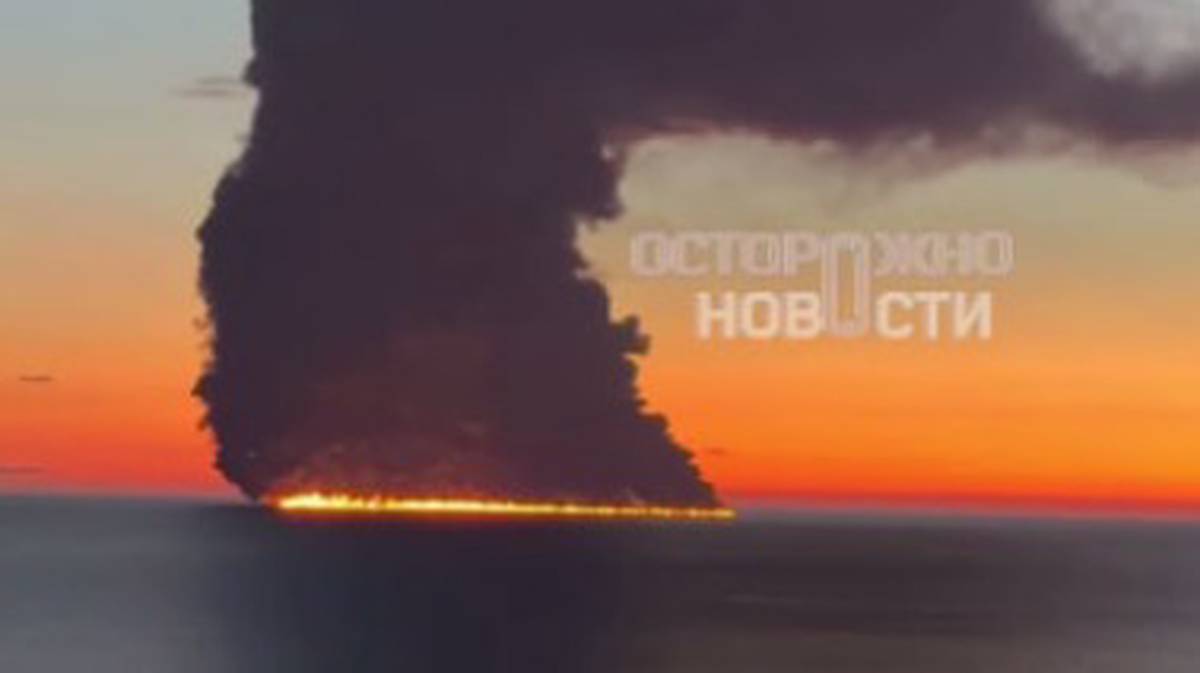 Экипаж атакованного ВСУ в Сочи танкера эвакуировали, пострадавших нет