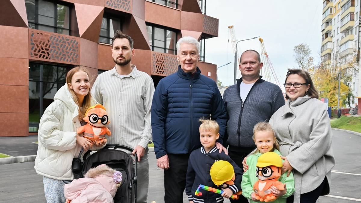 Миллион москвичей переезжают в новые дома: Собянин лично проверил, как идет программа реновации в Ц…