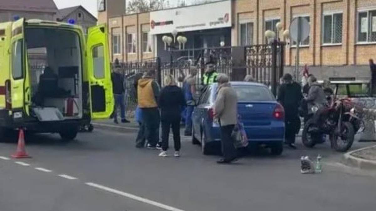 Два подростка на мотоцикле пострадали при столкновении с легковушкой в Шатуре