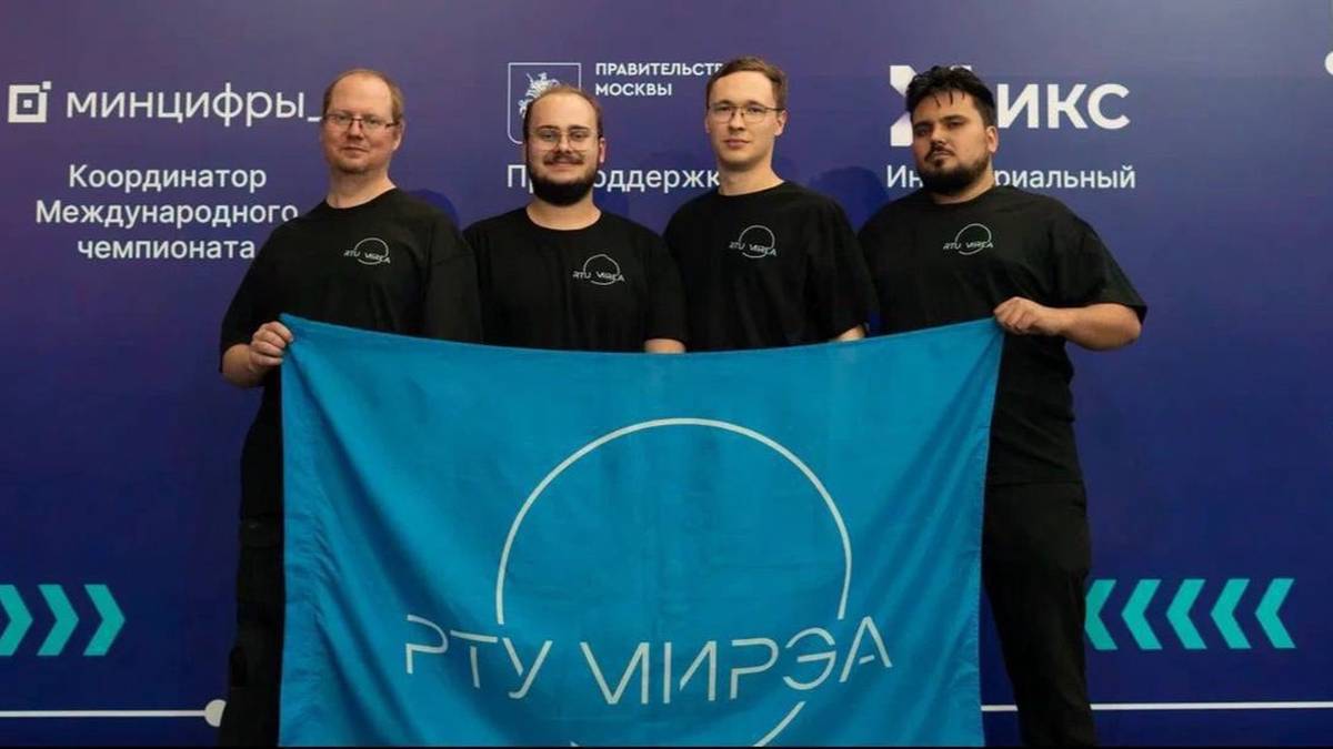 «Конь», «Пчел» и Cronus MINI: какие роботы из Москвы поборются за победу в международном чемпионате.