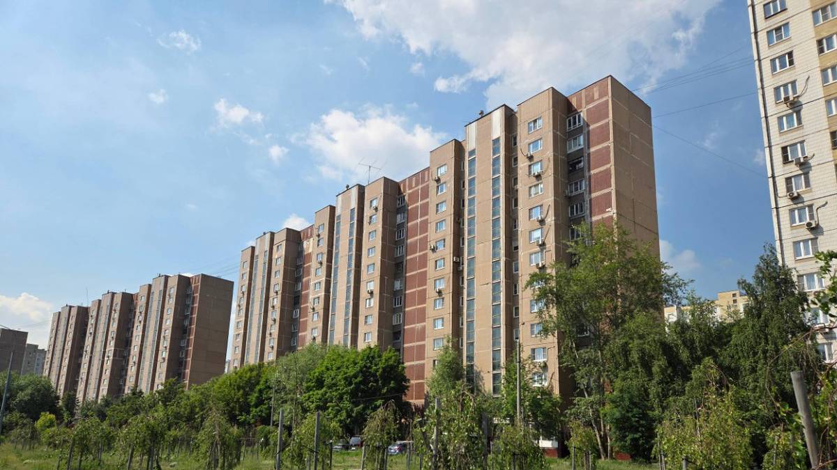 Крупное помещение в Керамическом проезде выставили на городские торги
