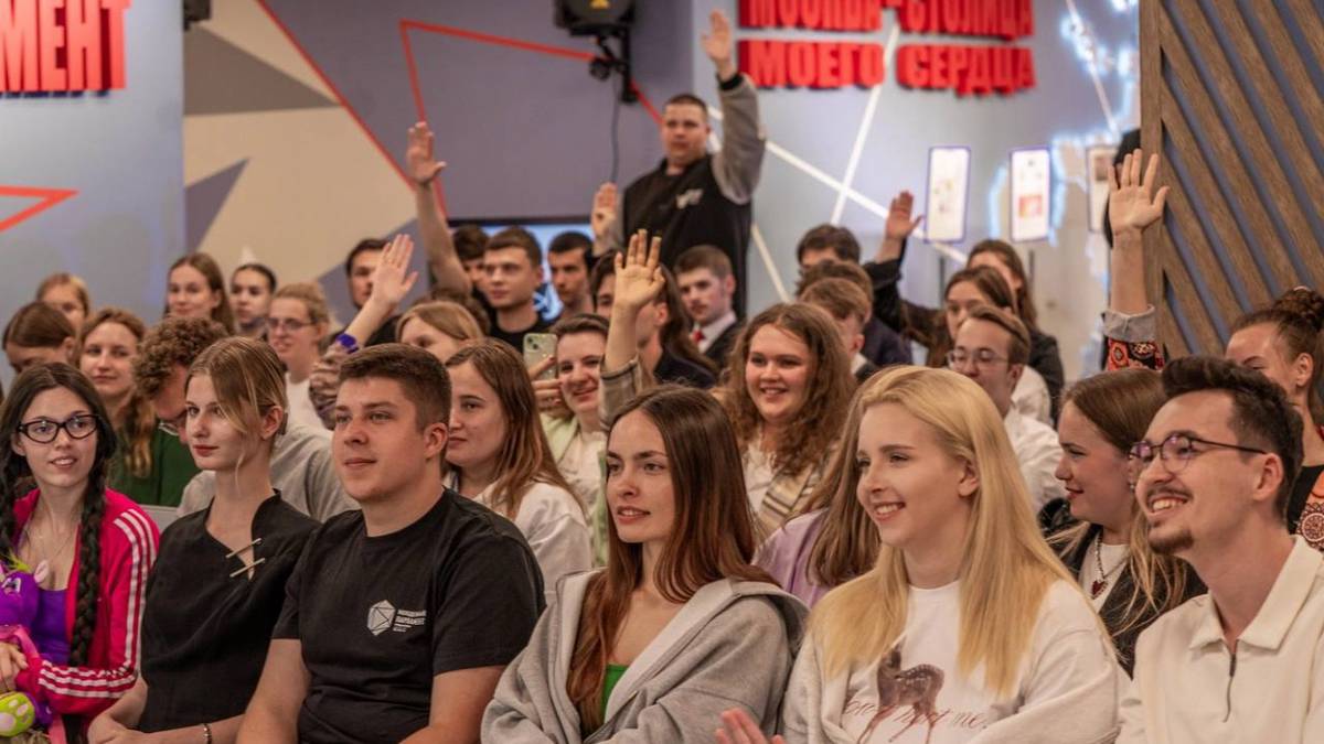Москвичей приглашают на бесплатное обучение в общественно-политической и медиа сфере
