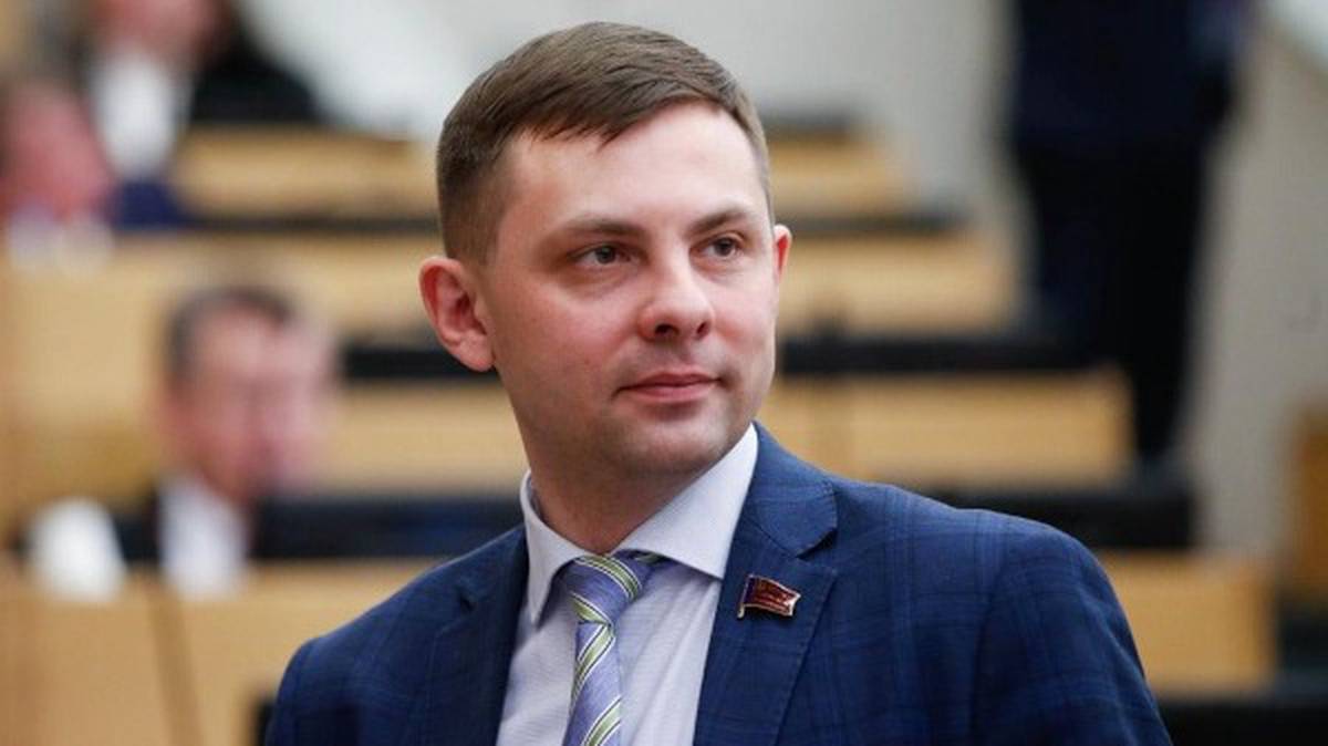 Лидера КПРФ Коми Олега Михайлова арестовали по делу об оправдании терроризма