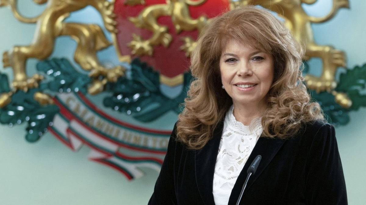 Илияна Йотова лидирует в первом туре выборов президента Болгарии