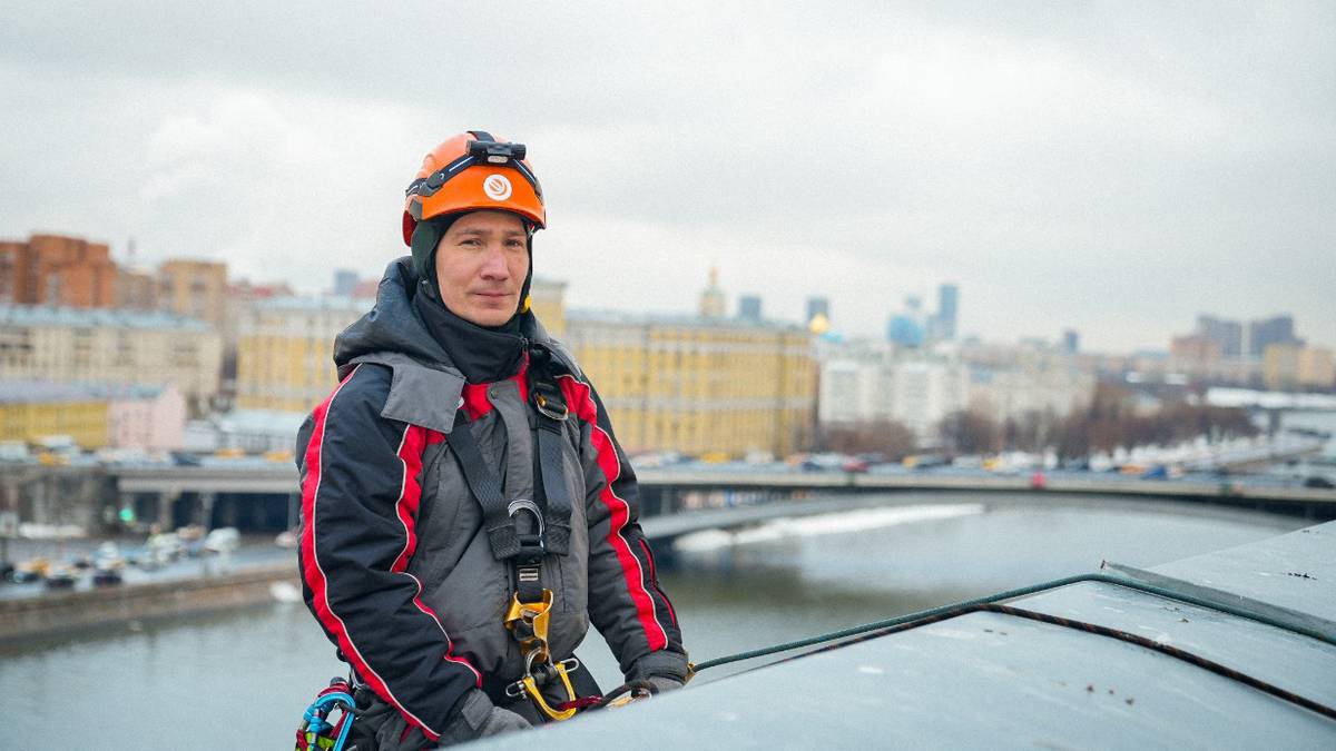 Ради важного дела способен покорить любую высоту