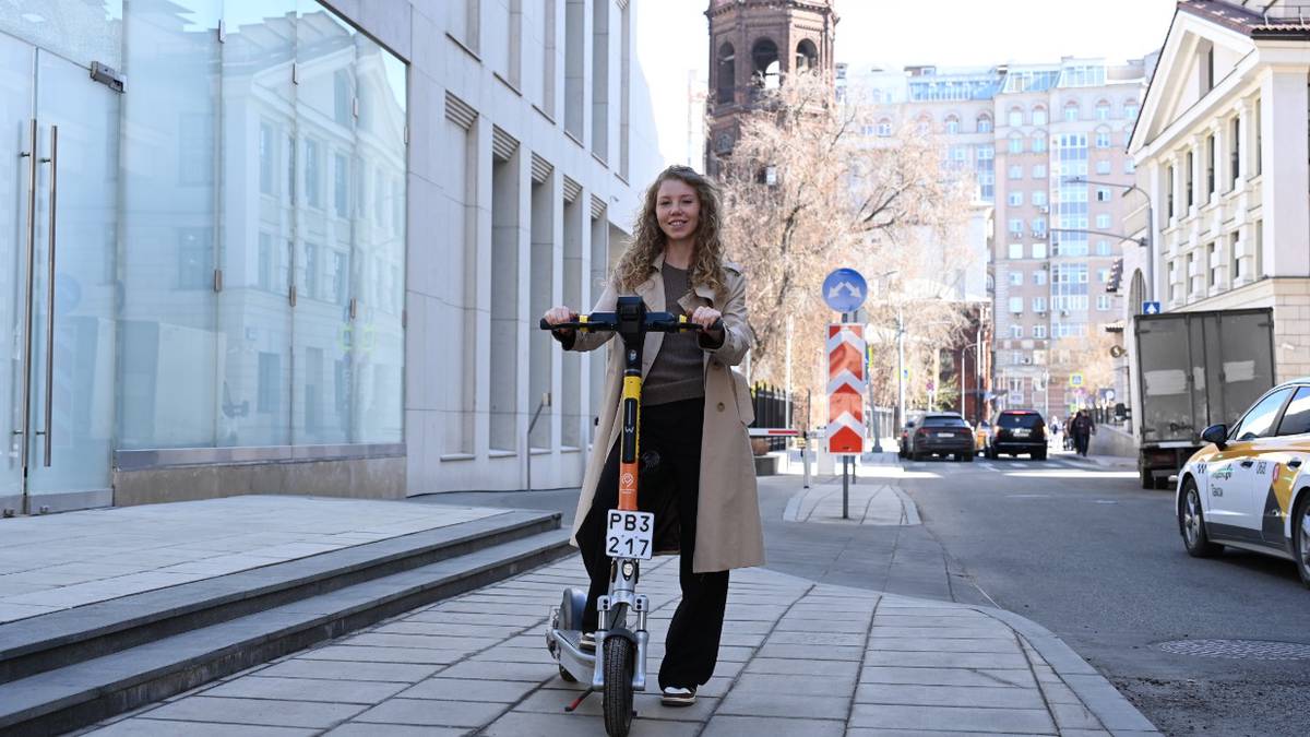 Последняя неделя на колесах: когда в столице отключат прокат велосипедов и самокатов