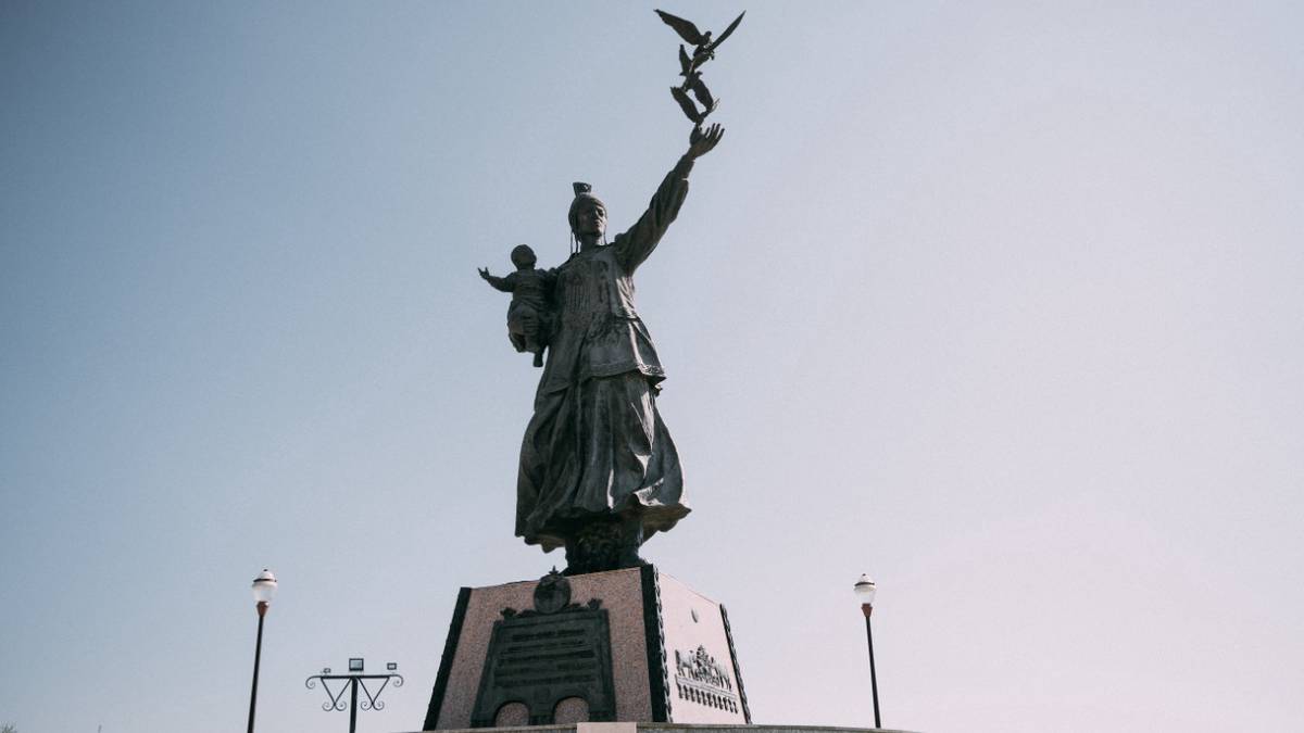 Десять городов посоревнуются за звание «Молодежная столица России — 2027»