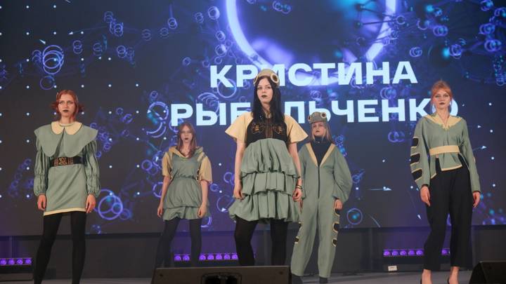 Образы, на которые Кристину вдохновила сказка про Царевну-лягушку