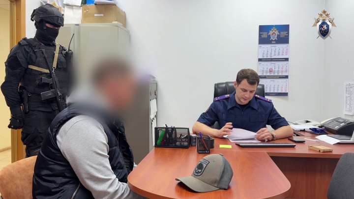 Егор Долматов на допросе